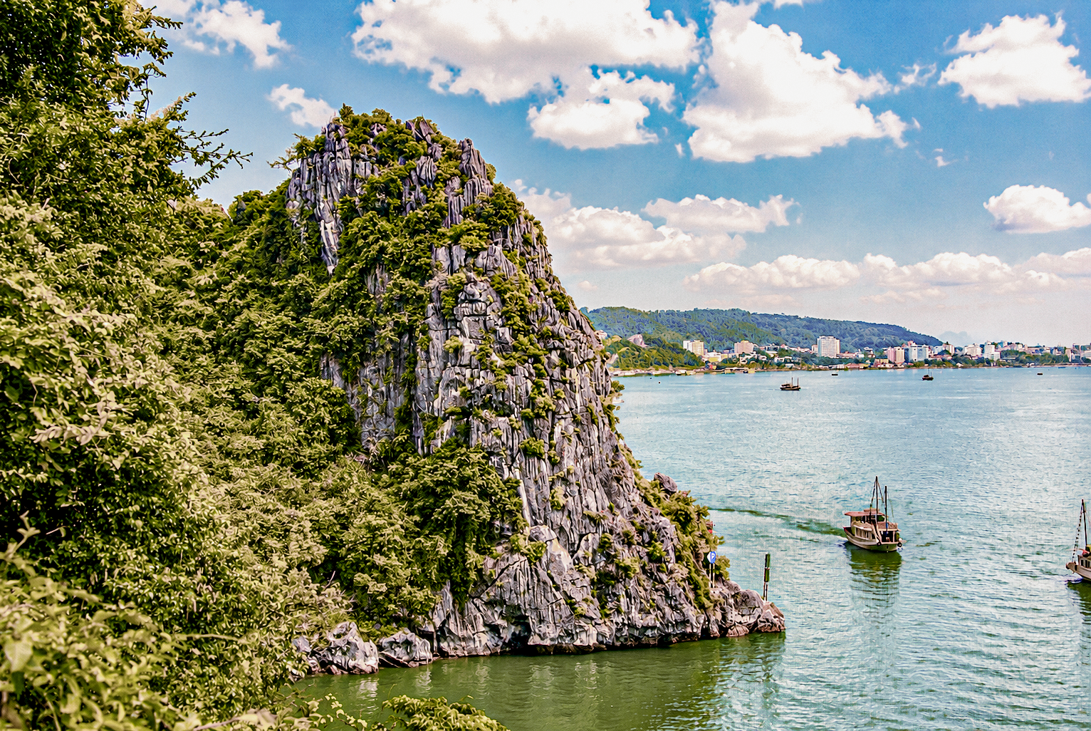 HaNoi-Halong-2012 (1)